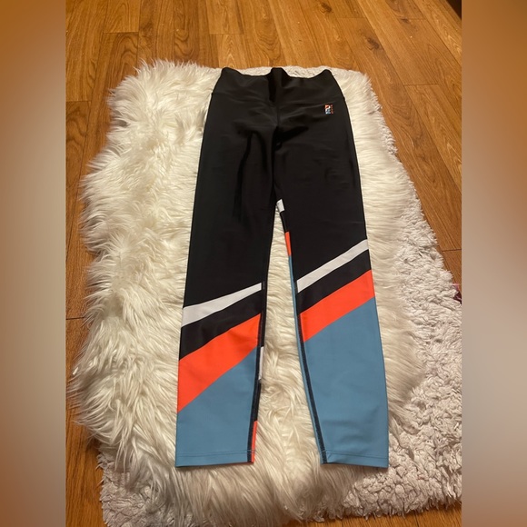 P.E Nation Rogue high-waisted leggings - Picture 3 of 14